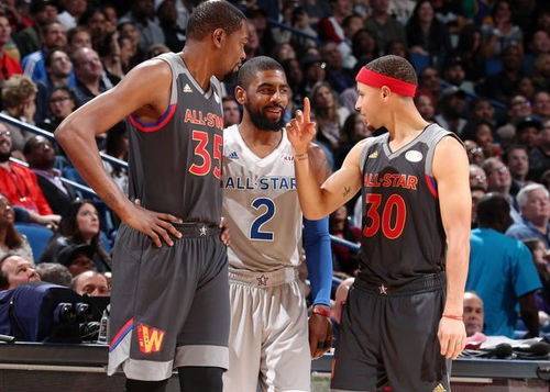 伦纳德和保 伦纳德和保