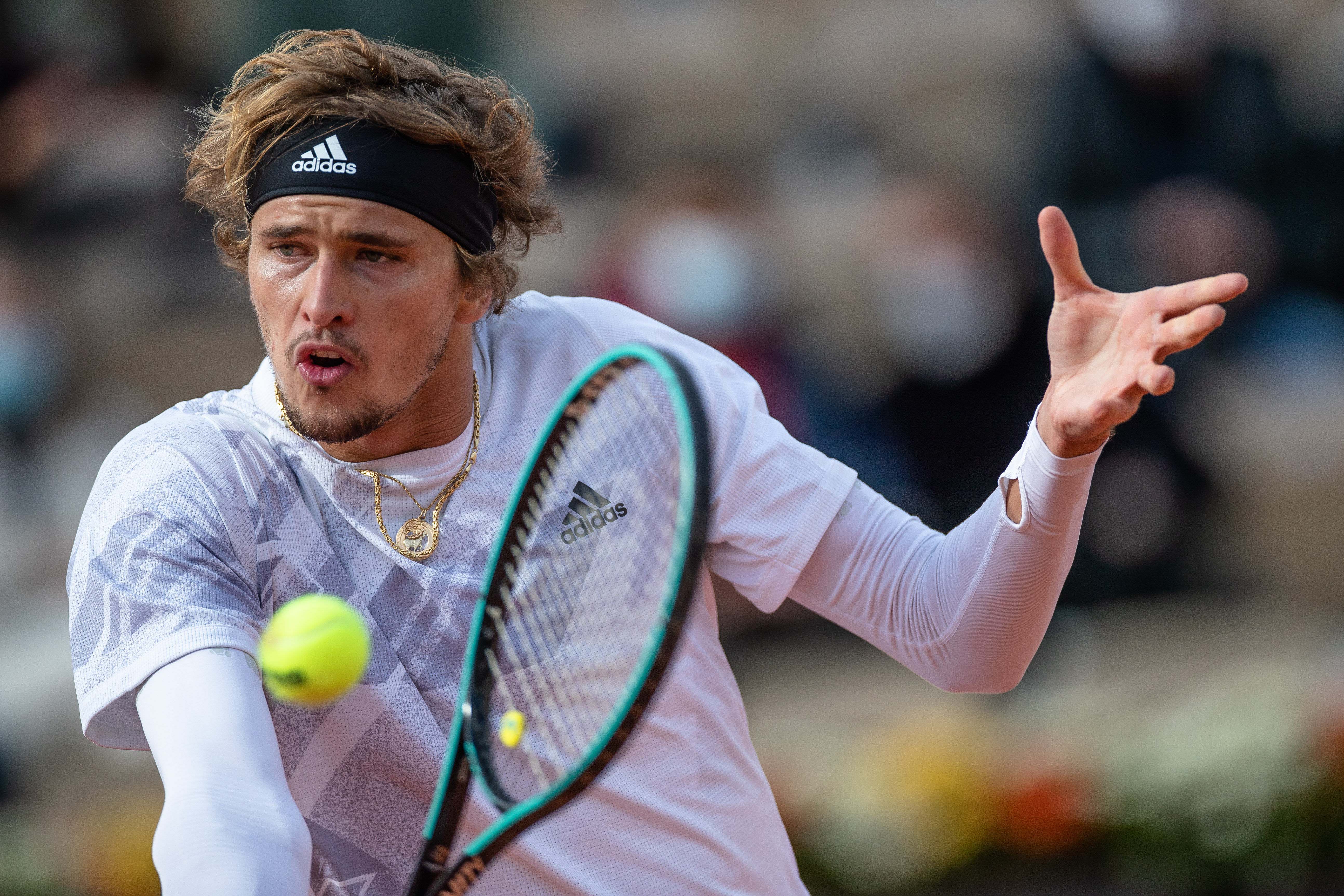 检票通常提 检票通常提